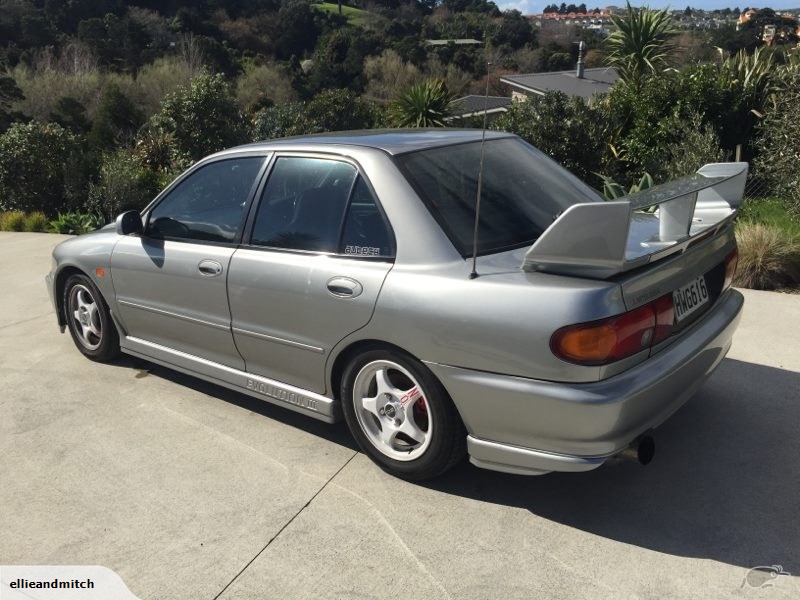 Mitsubishi lancer evolution 1995